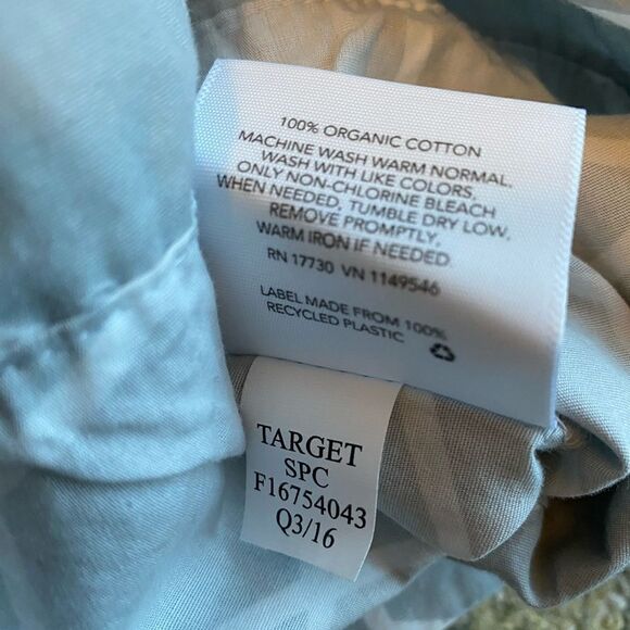 Threshold Honeycomb Design Bed Pillow Case Set - Picture 3 of 5